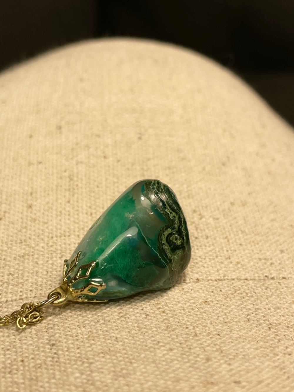 Teal Stone Pendant Necklace on 18” Gold-Tone Chain – Gift Ready 🍃✨ - Picture 10 of 13